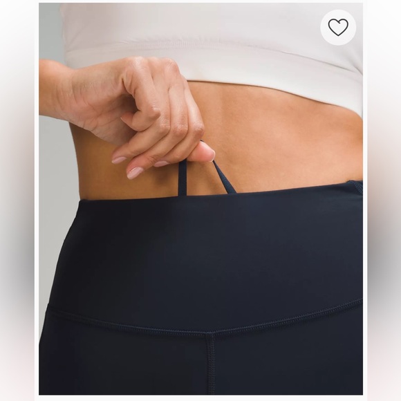 Lululemon Fast and Free High-Rise Tight 25” Pockets 4 - Picture 2 of 3